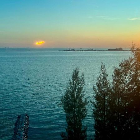 Mutiara Melaka Beach Resort Condominium,Pantai Puteri Melaka Екстериор снимка