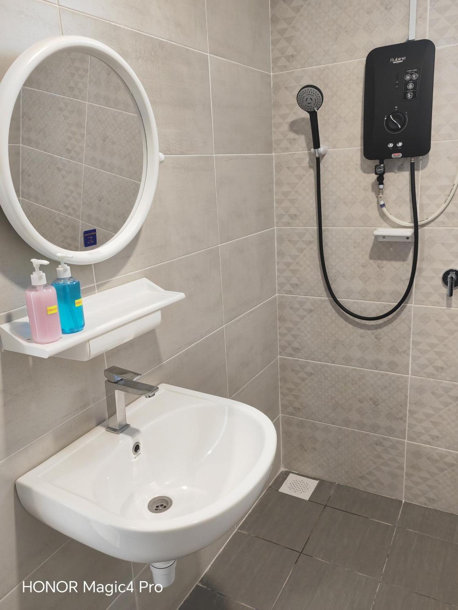 Mutiara Melaka Beach Resort Condominium,Pantai Puteri Melaka Екстериор снимка